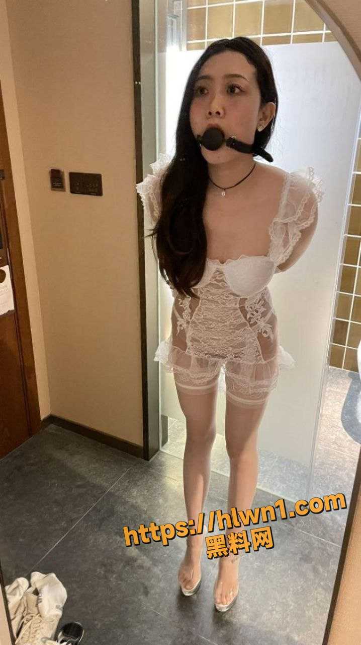 718X1280