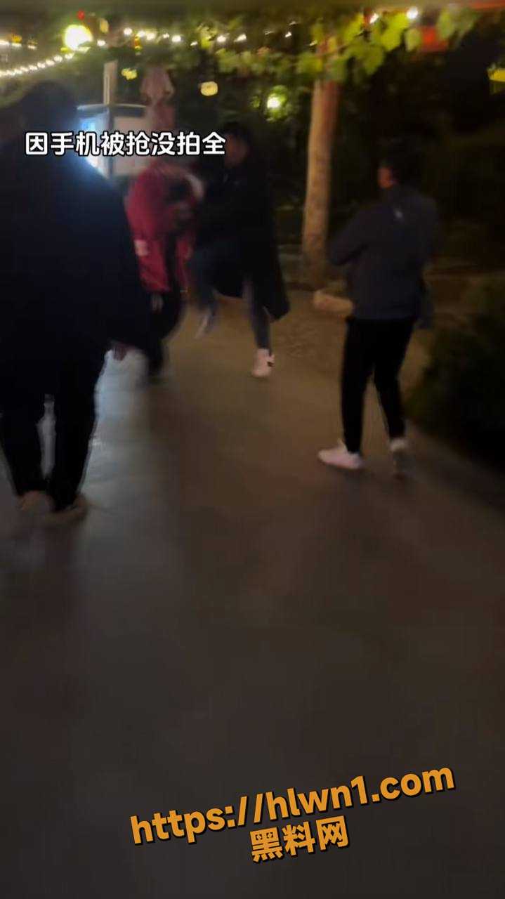 719X1280