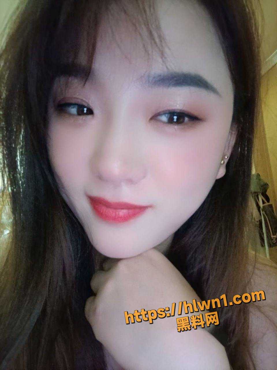 960X1280