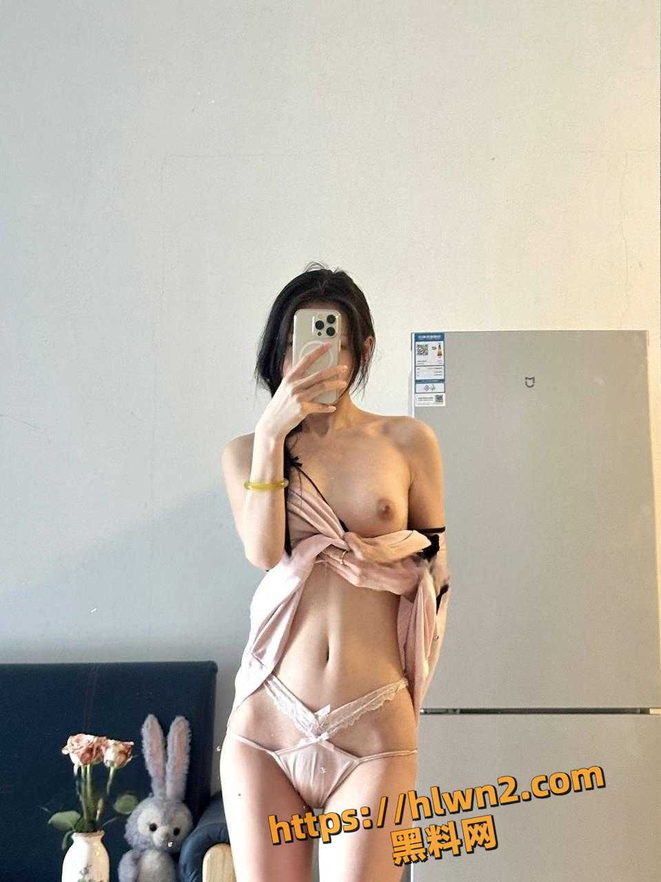 959X1280