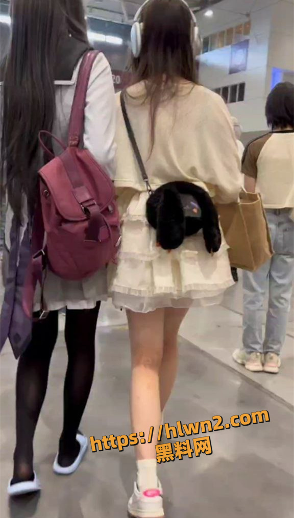 576X1016