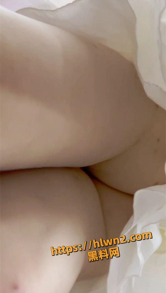 576X1016