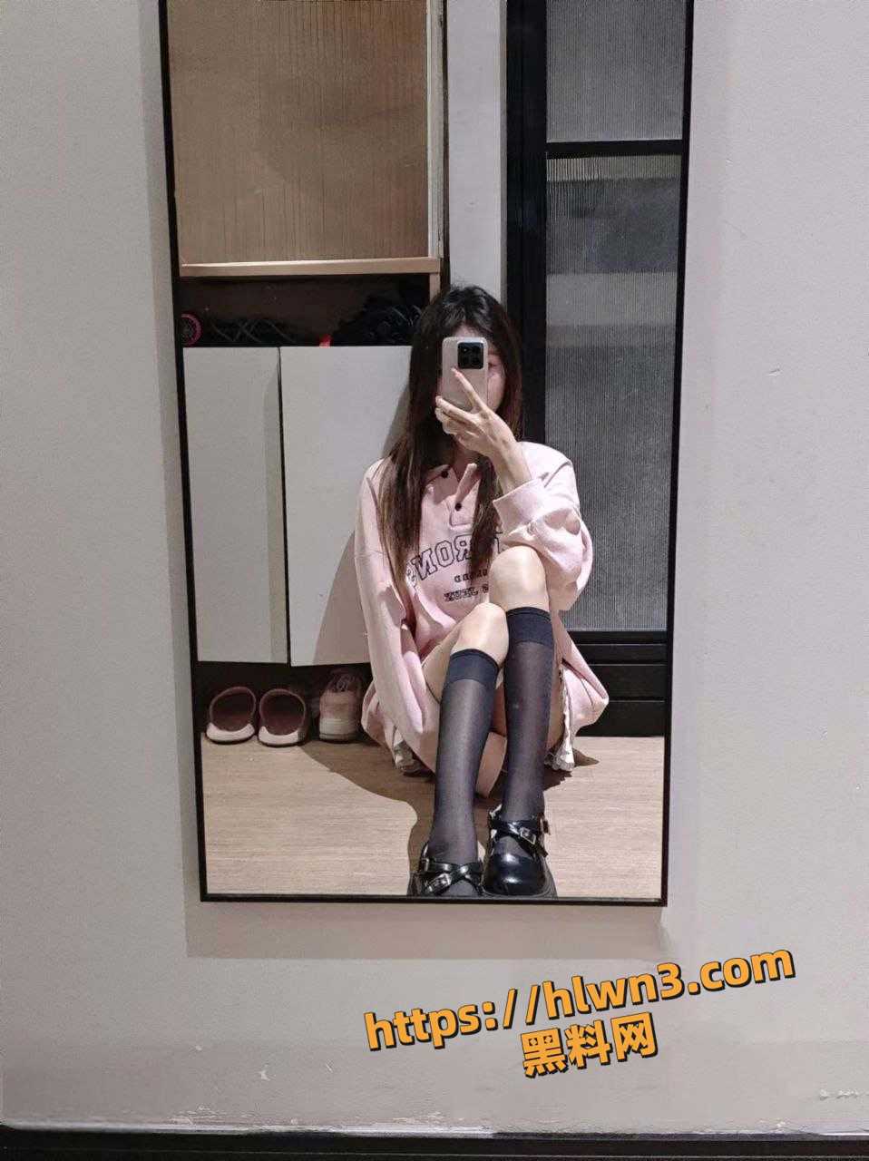 958X1280