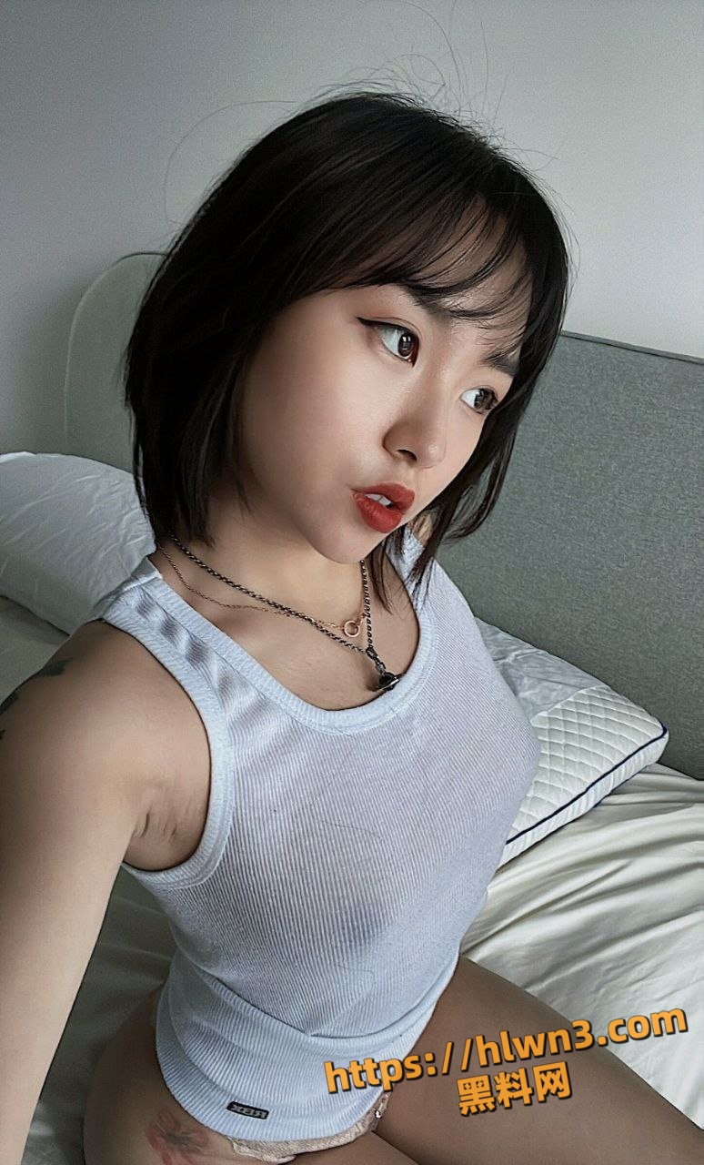 774X1280
