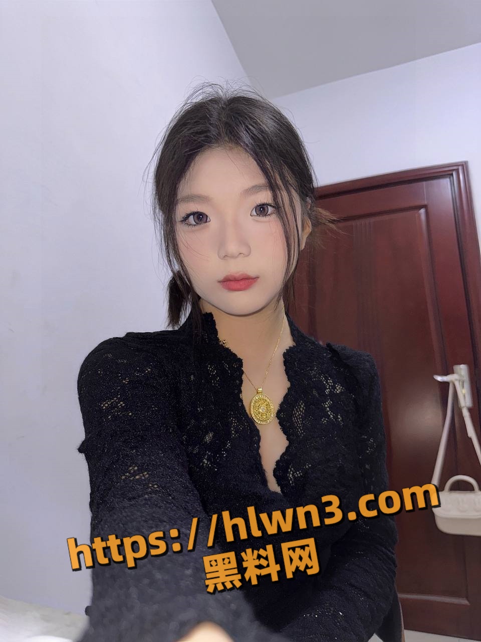 960X1280
