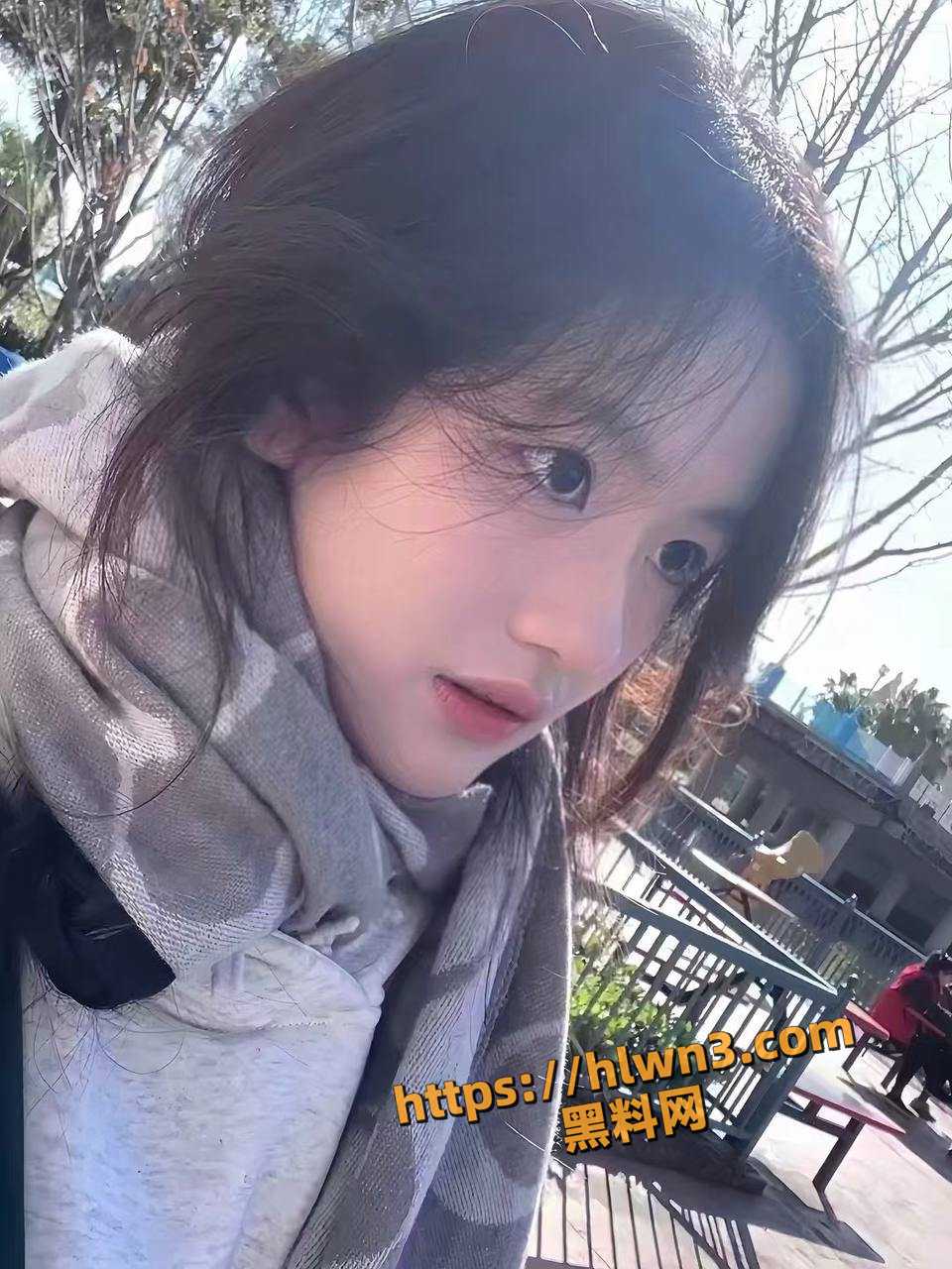 960X1280