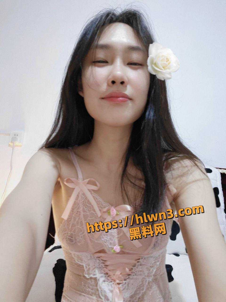 960X1280