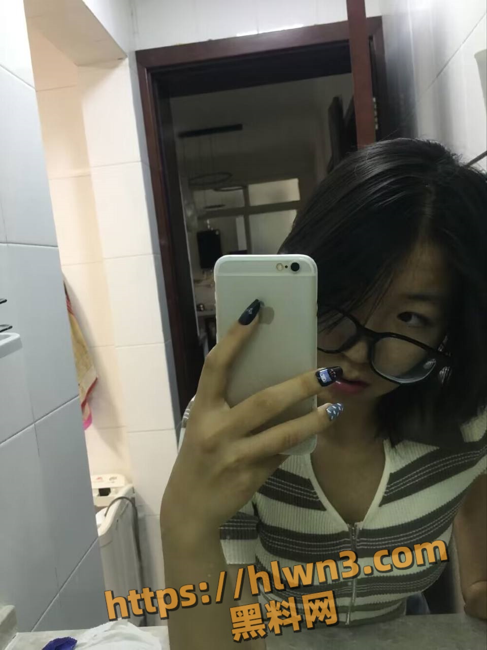 959X1280
