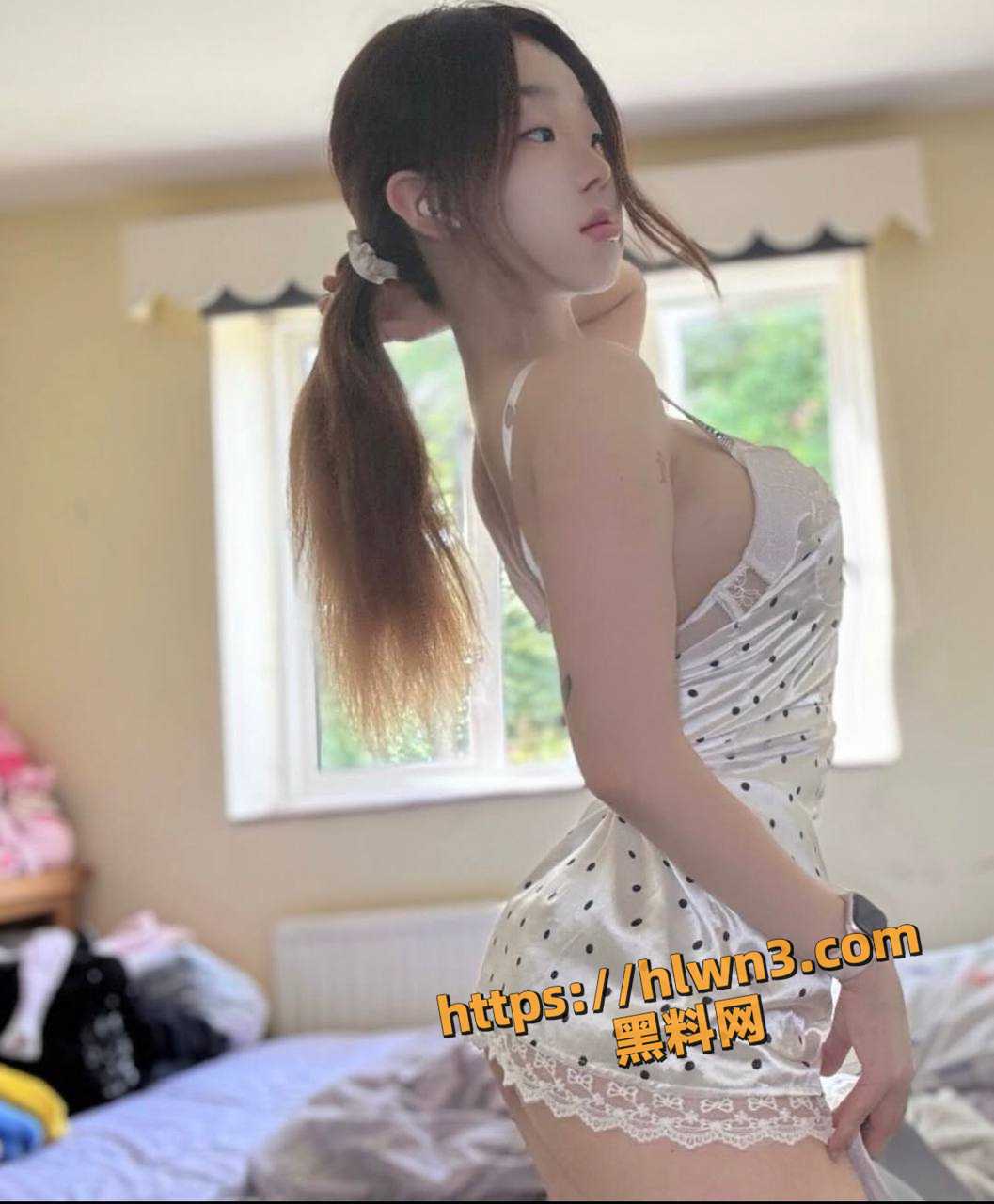 1057X1280