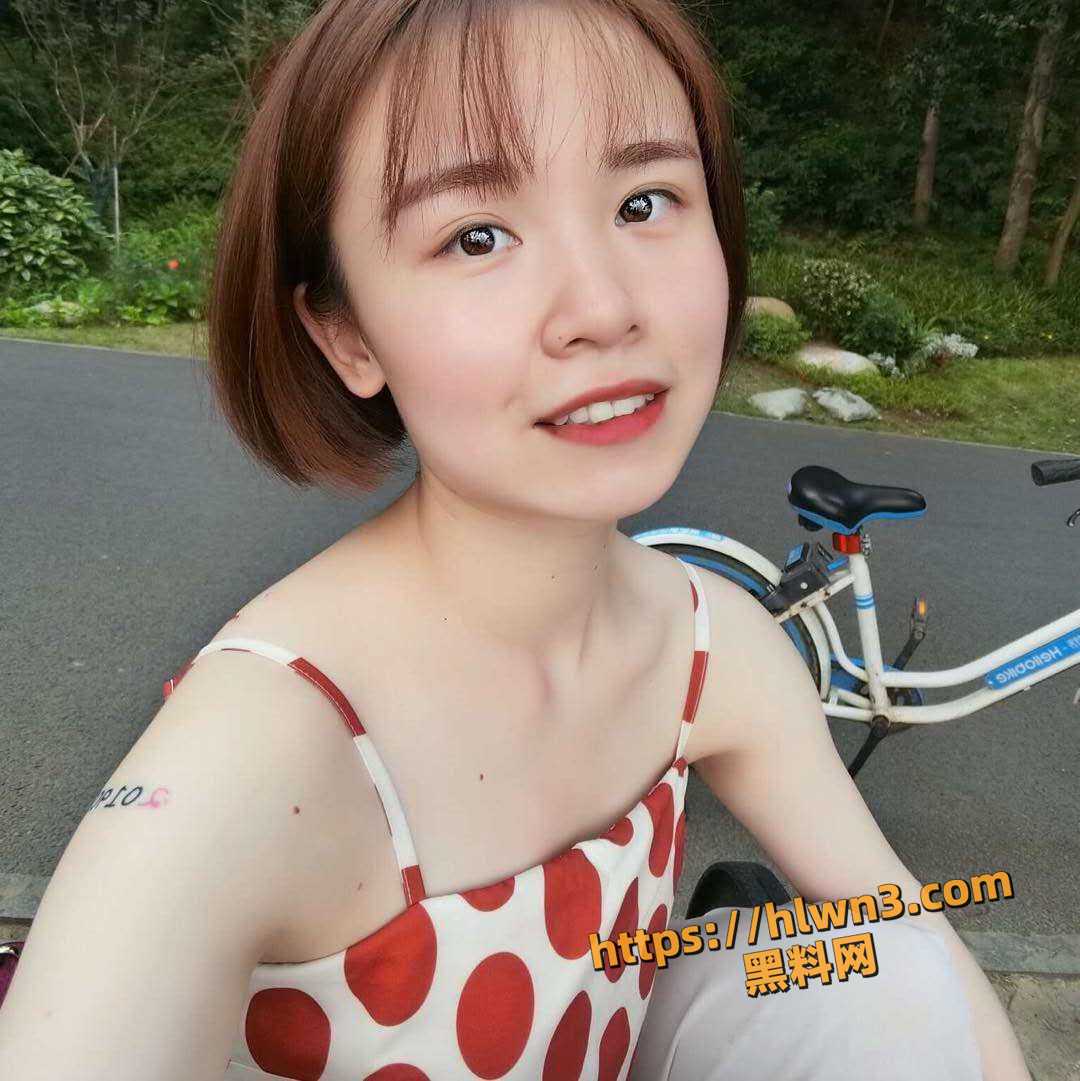 1080X1081