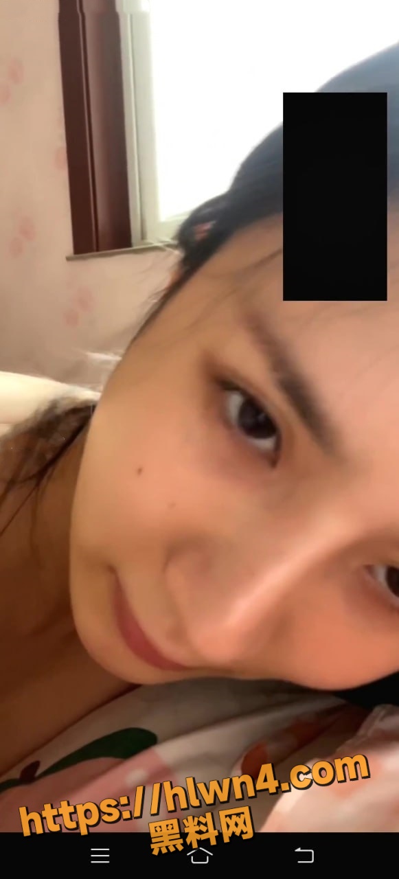 581X1280