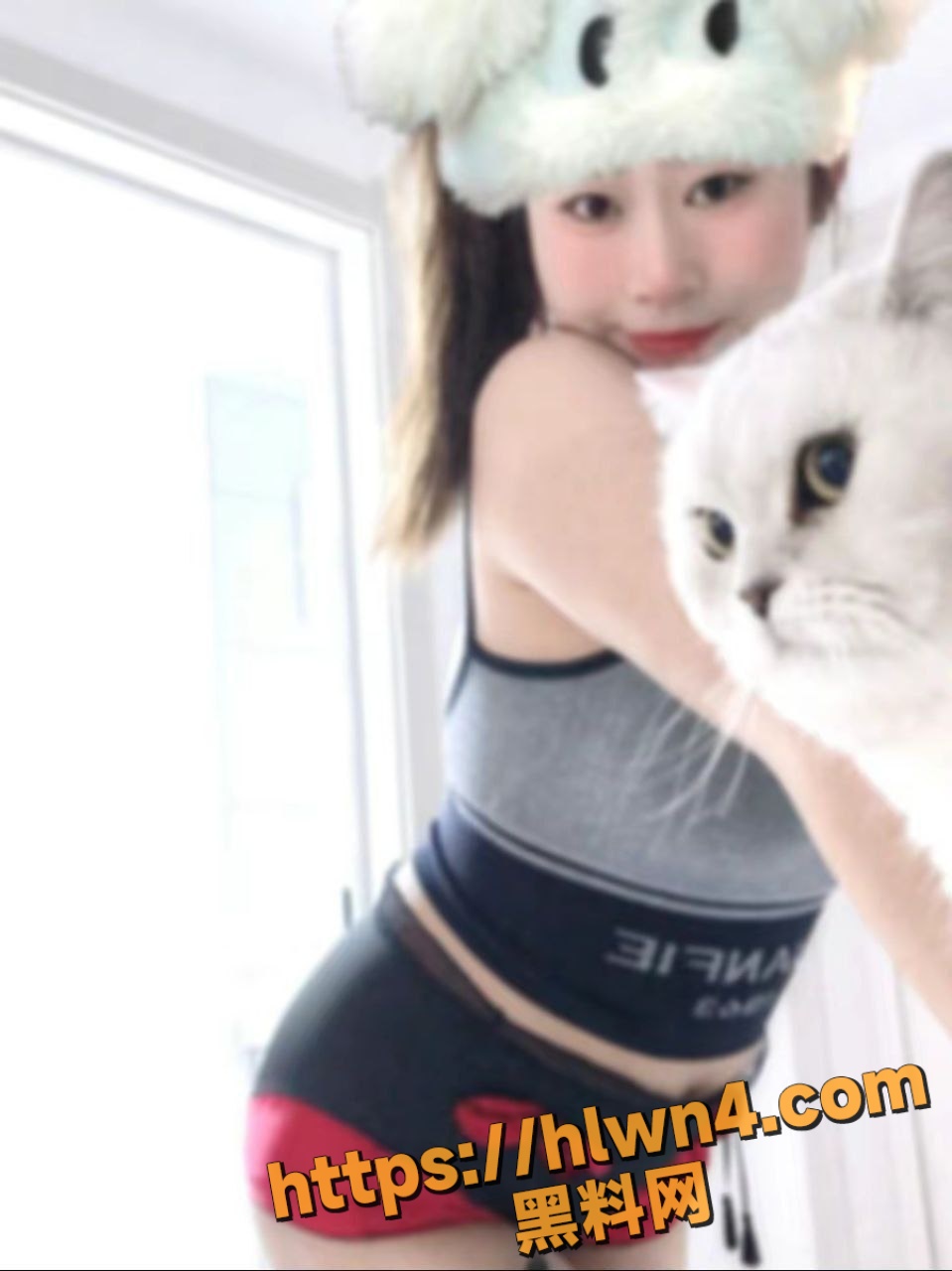 959X1280