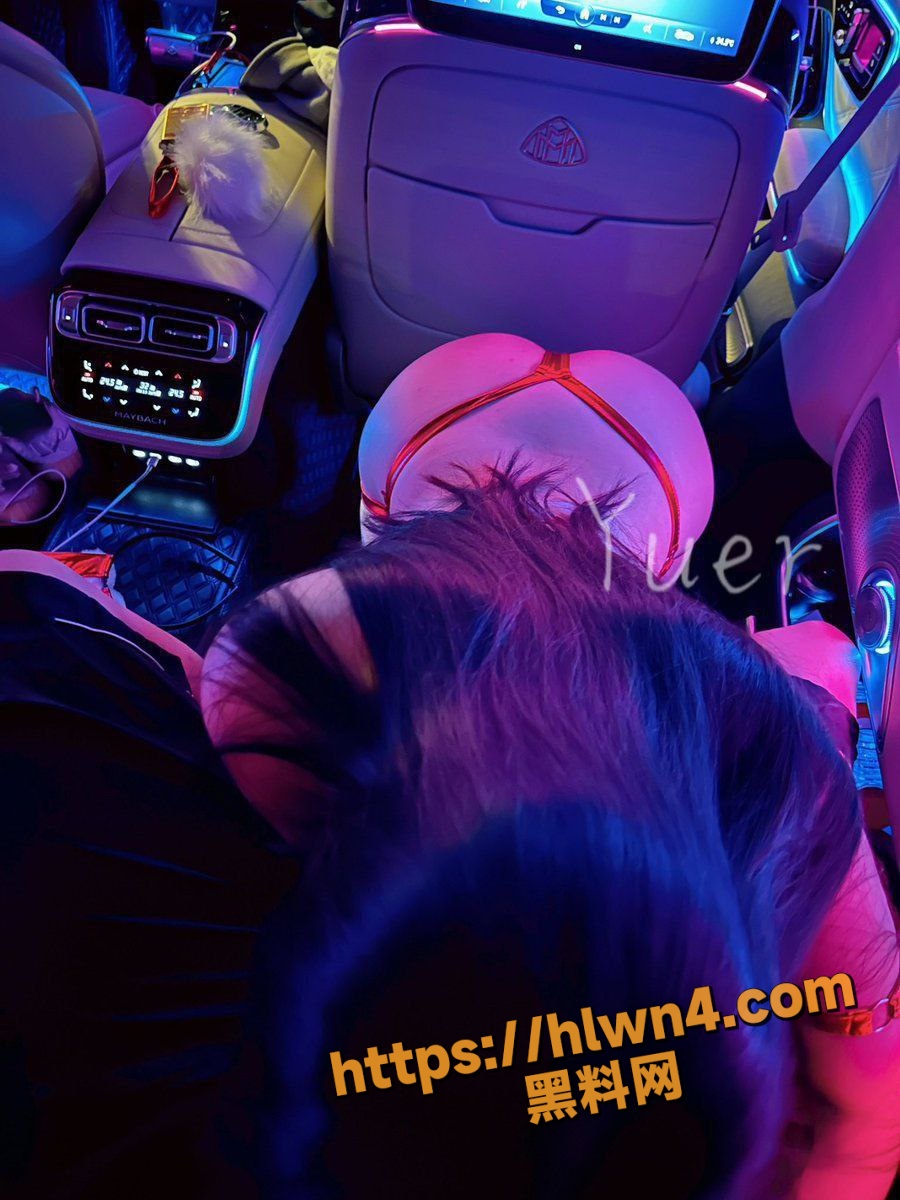 900X1200