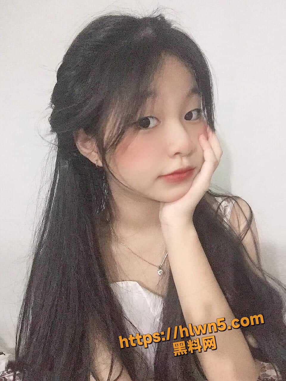 960X1280