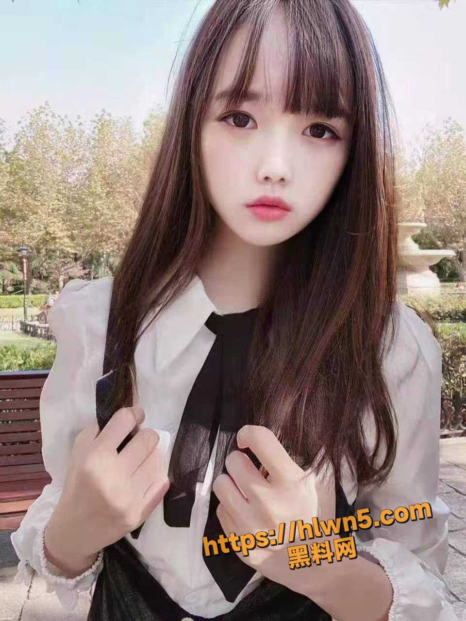 960X1280