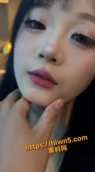 327X592