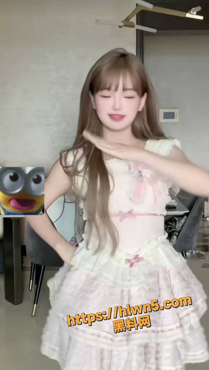 712X1257