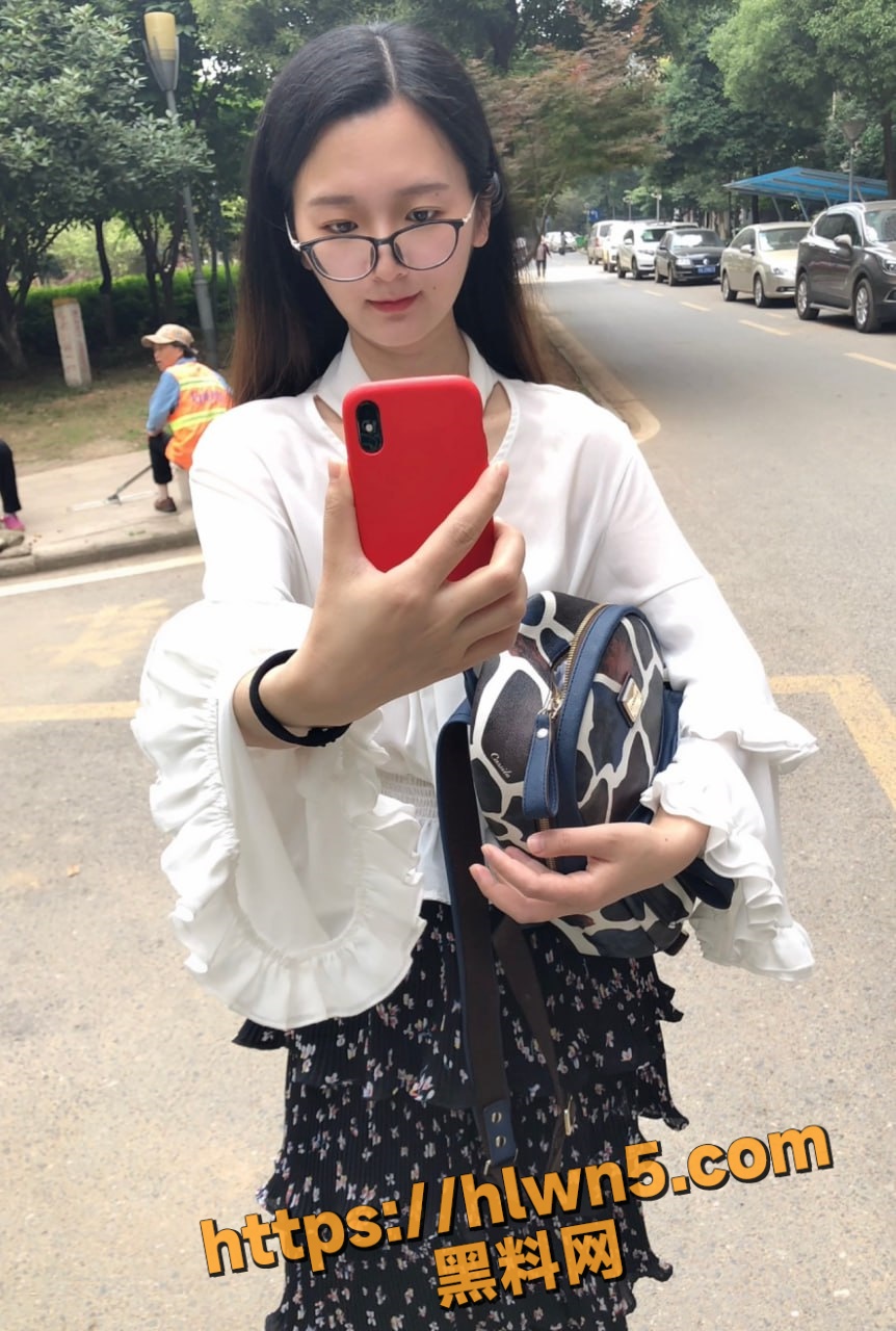 862X1280