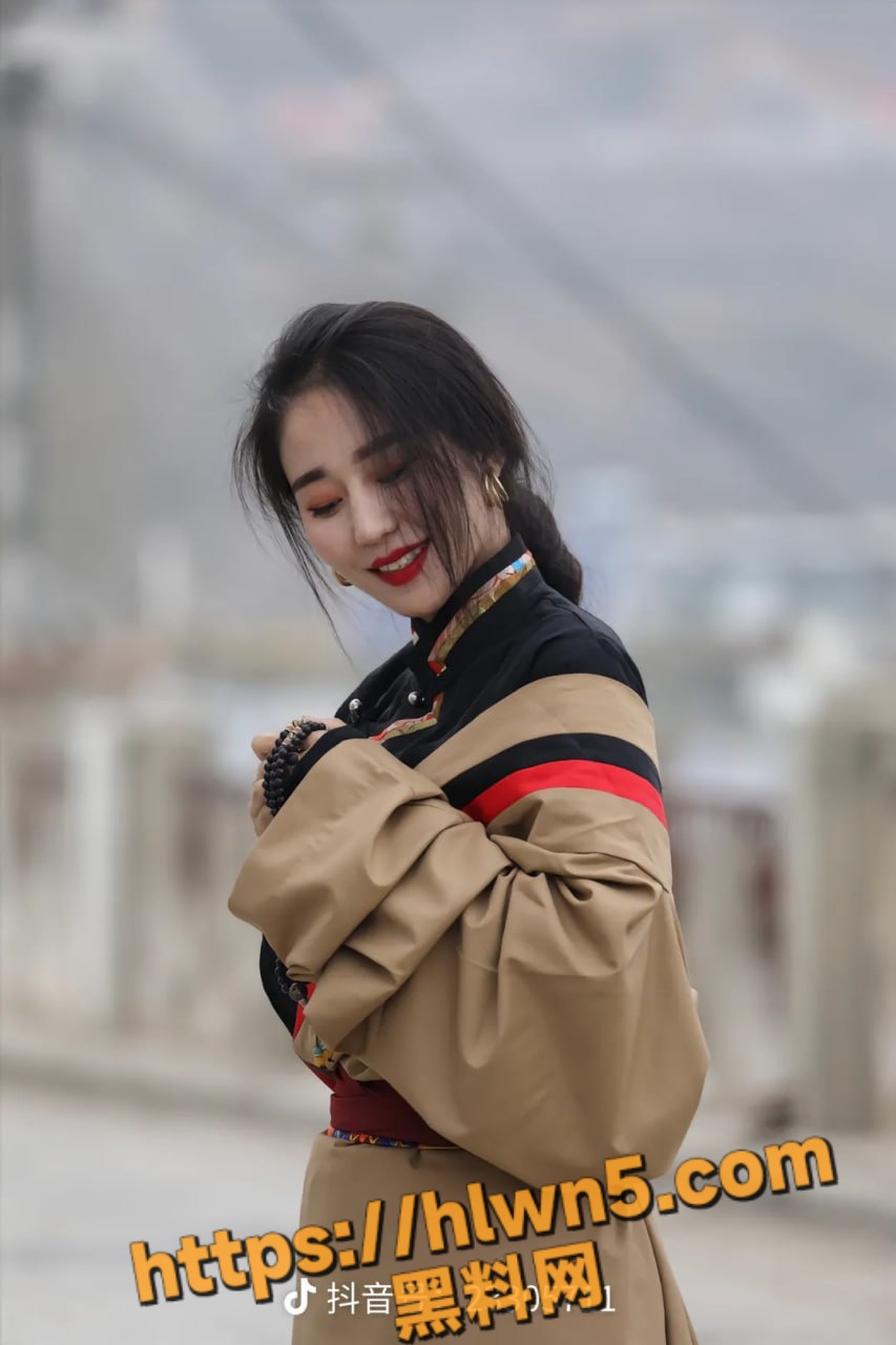 853X1280