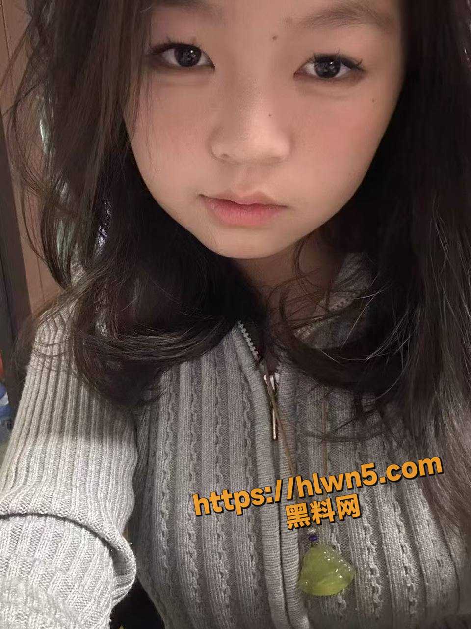 960X1280