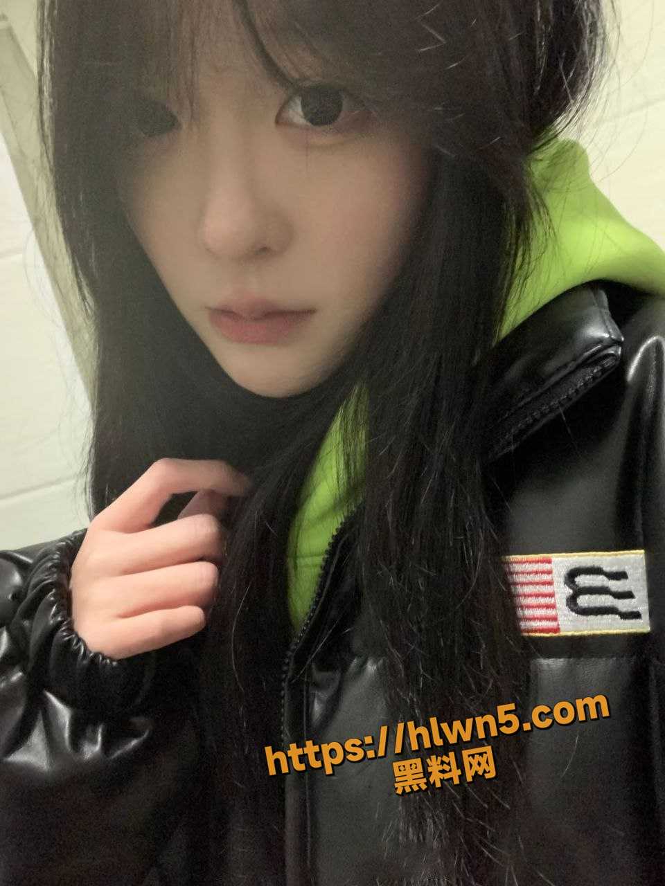 960X1280