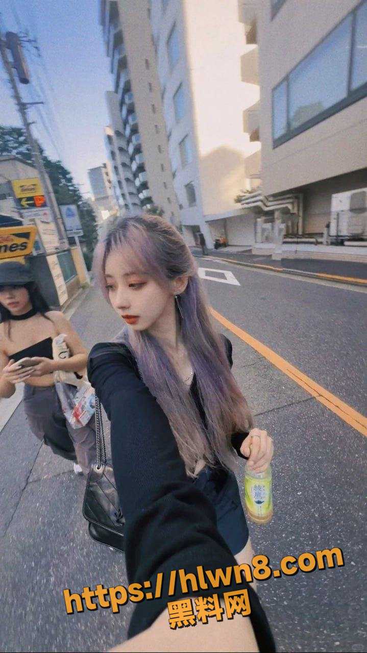 719X1280