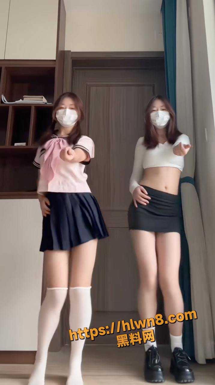 716X1280