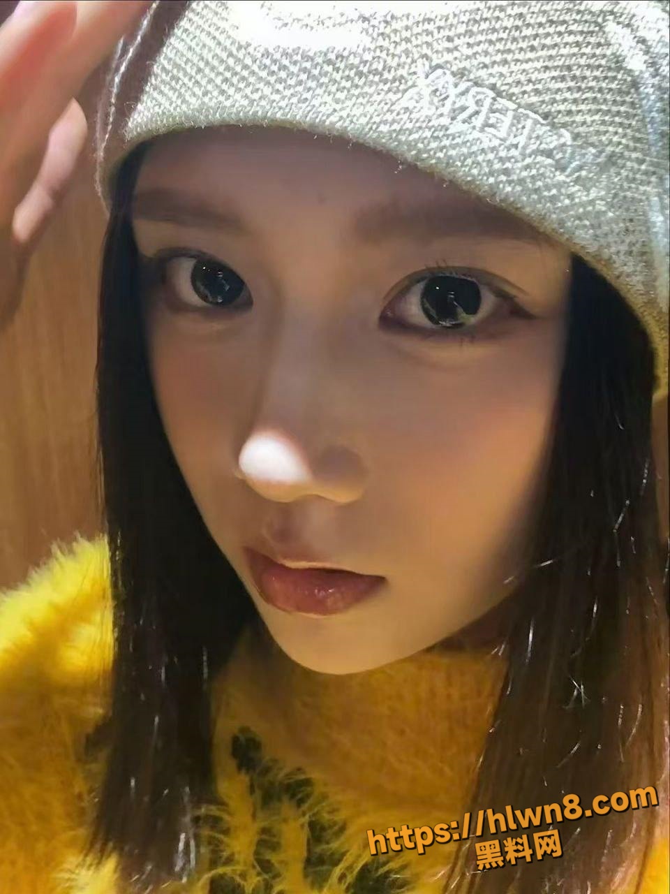 960X1280
