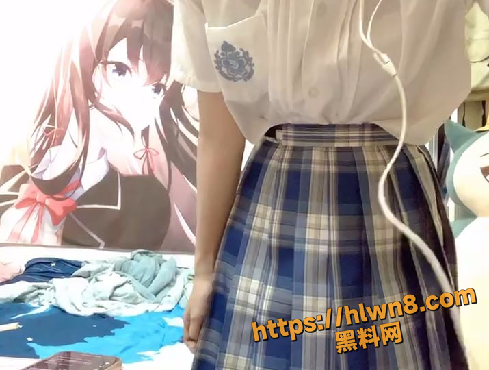 715X540