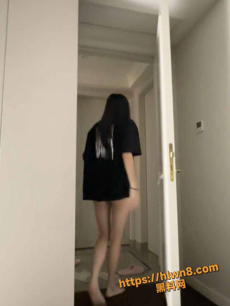 960X1280