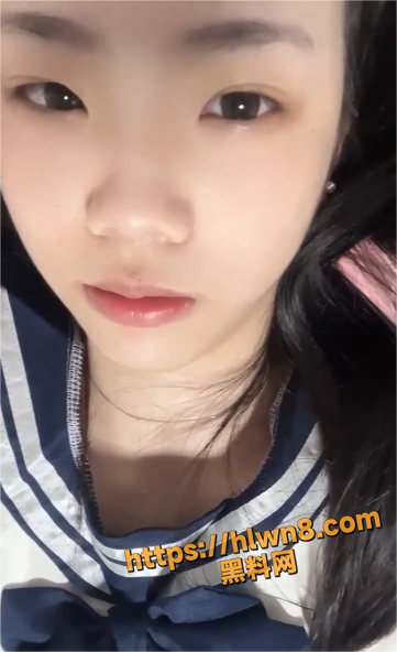 361X592
