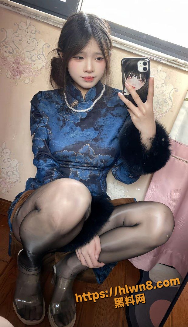 619X1074