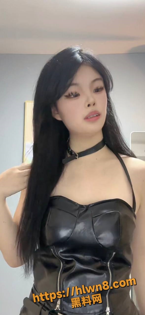 588X1275
