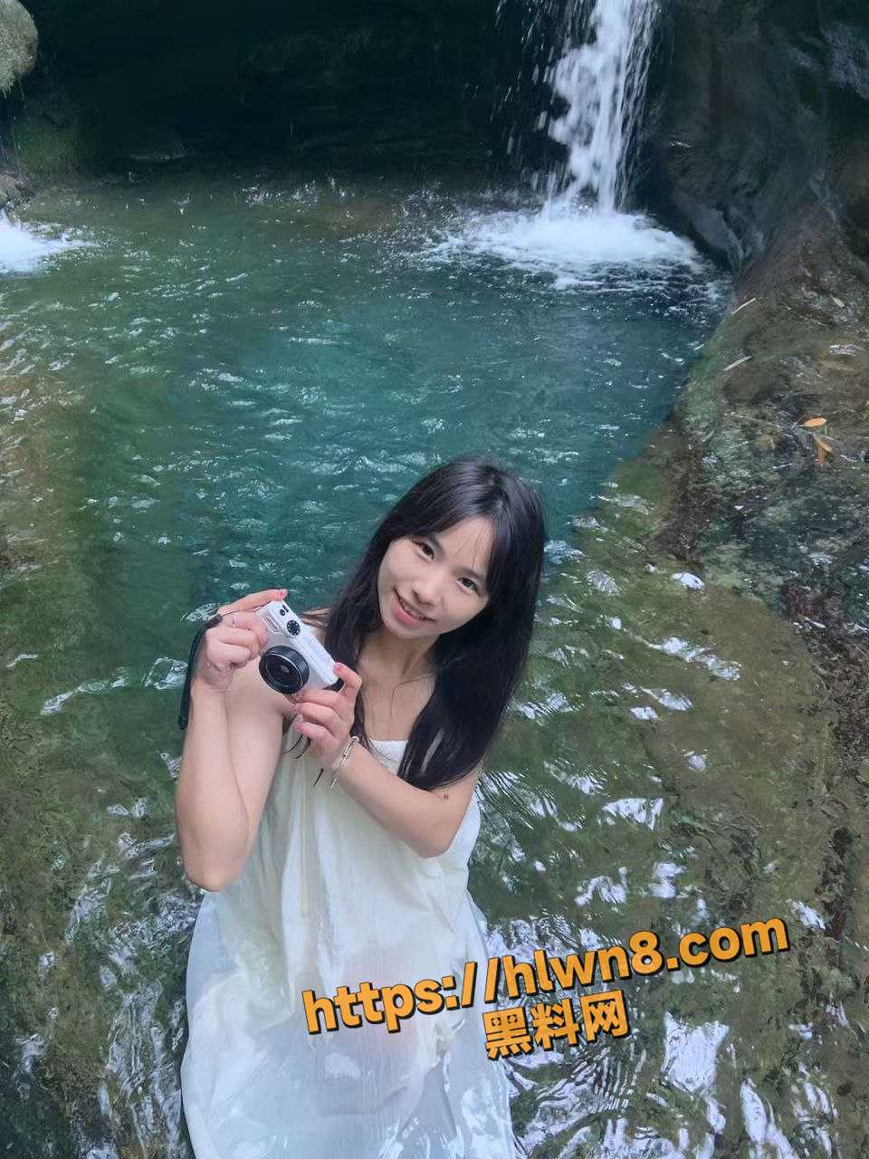 960X1280