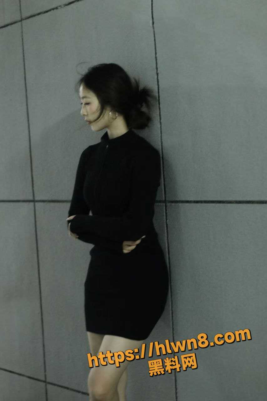 853X1280