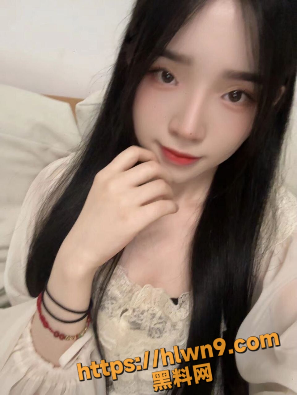 961X1280