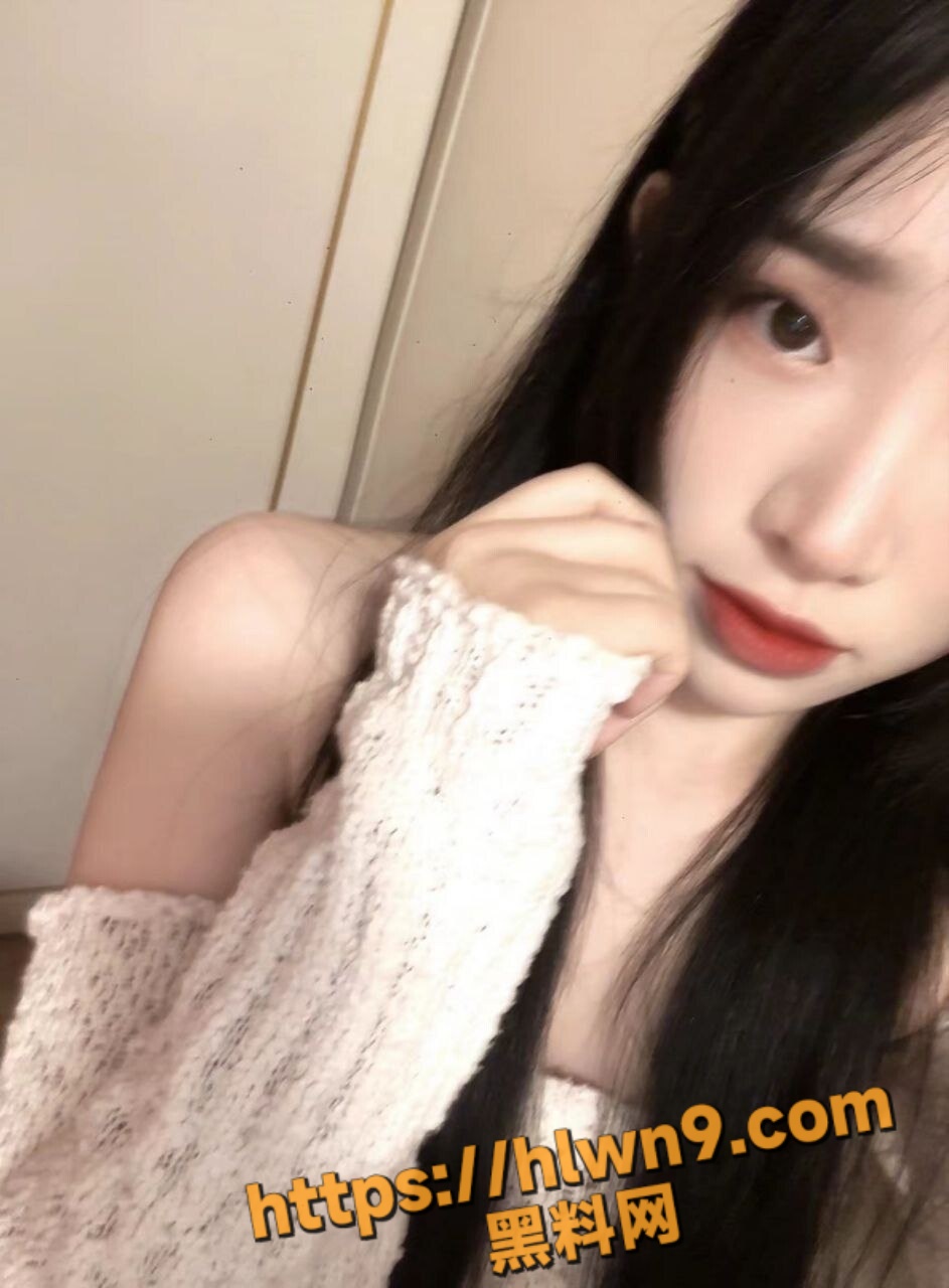 943X1280