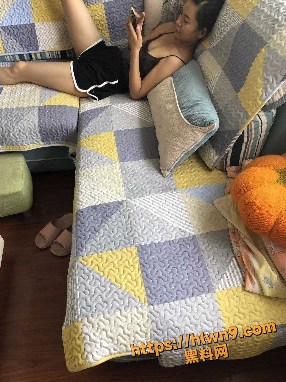 960X1280