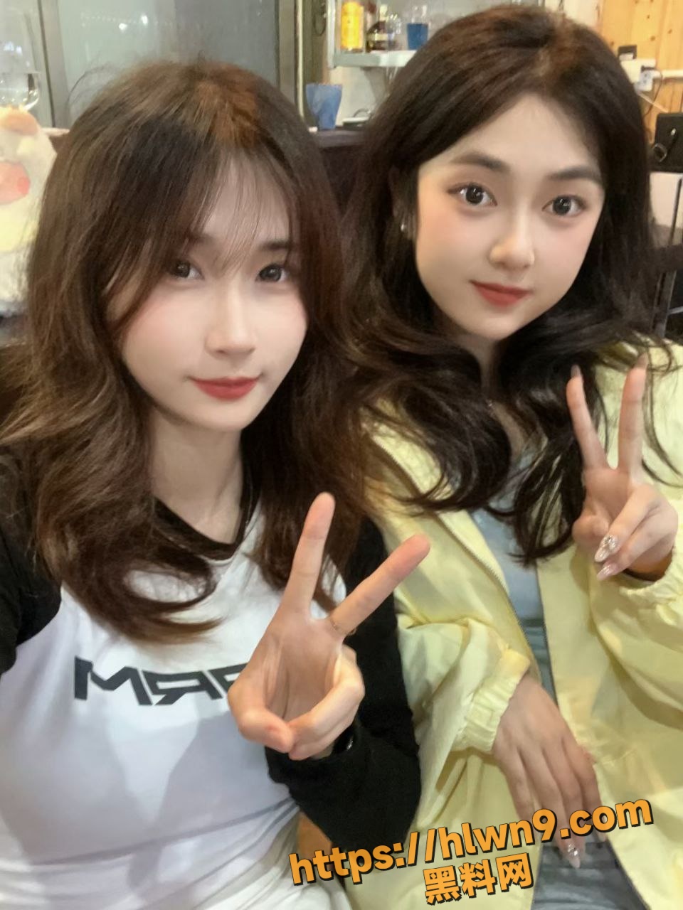 960X1280
