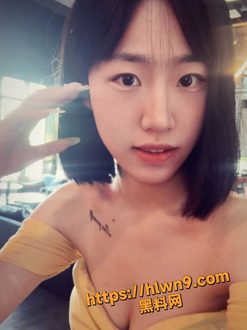 960X1280