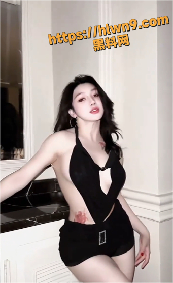 341X557