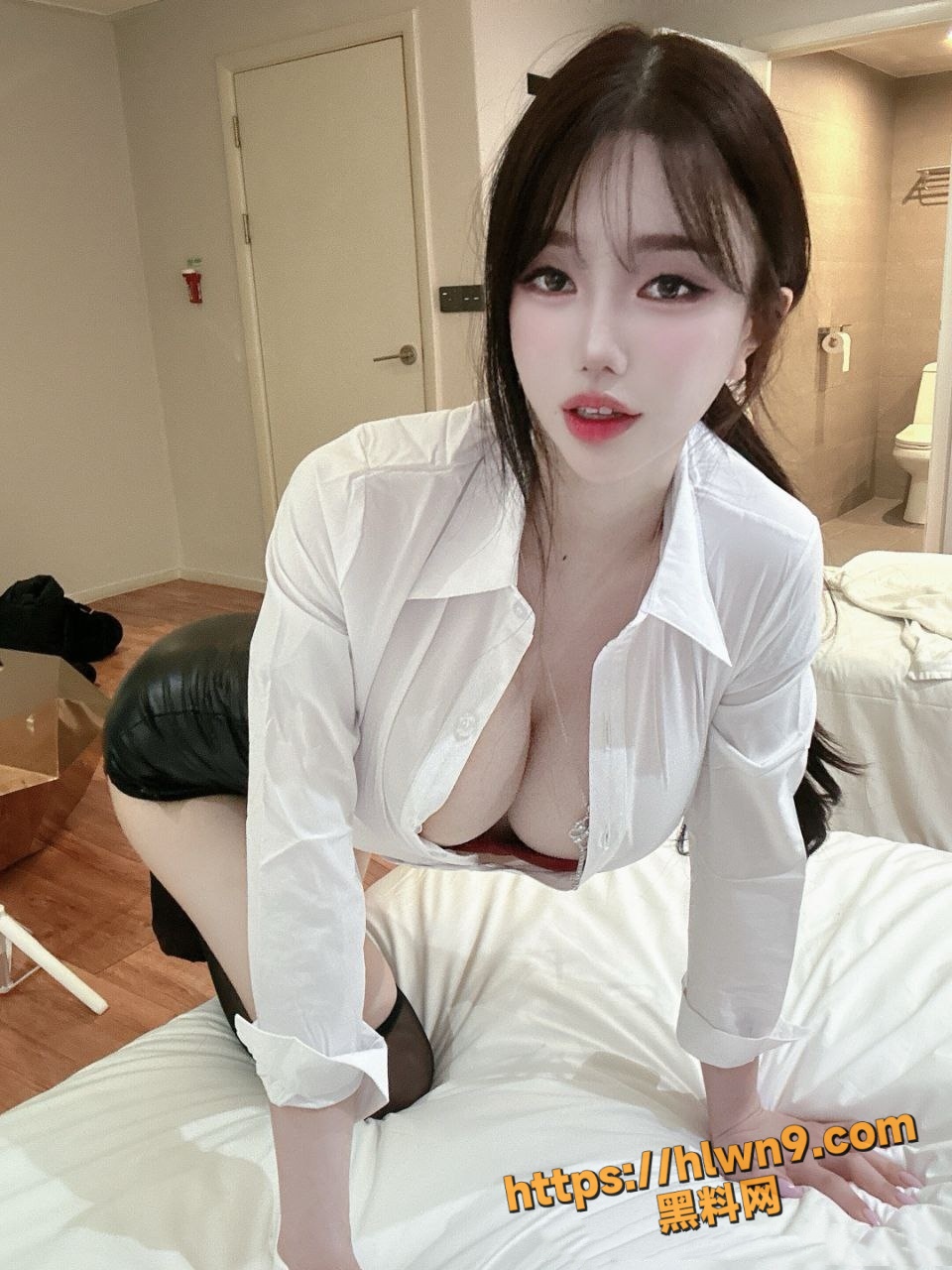 960X1280
