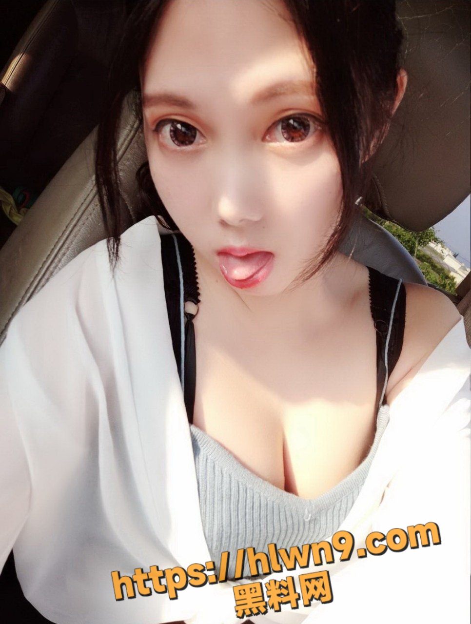 966X1280