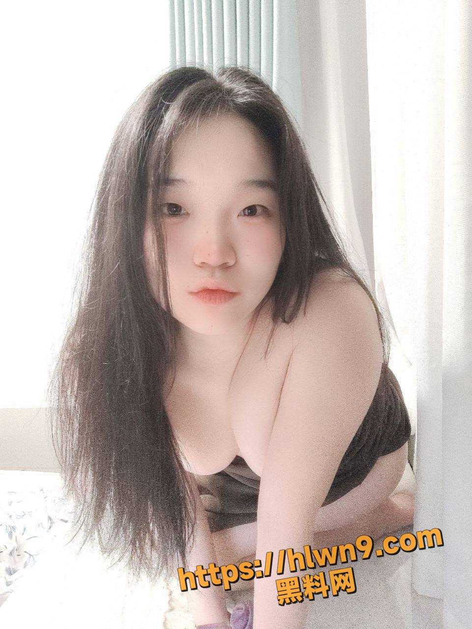 960X1280