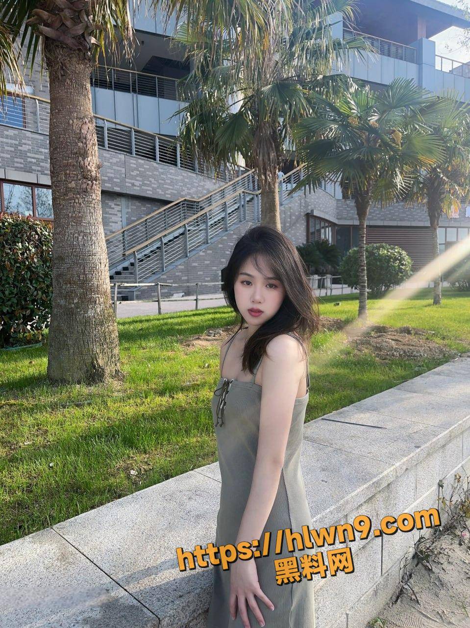 959X1280