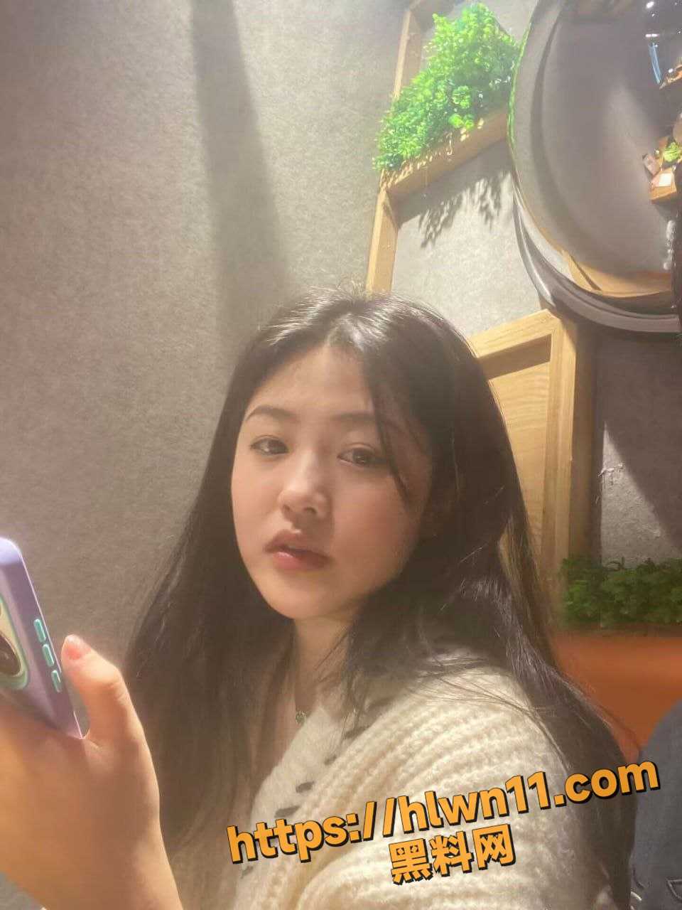 960X1280