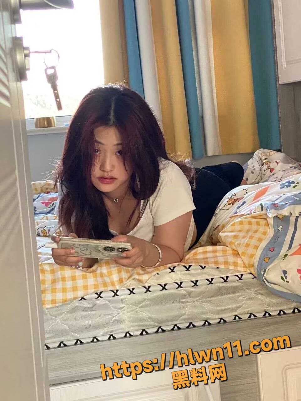 960X1280