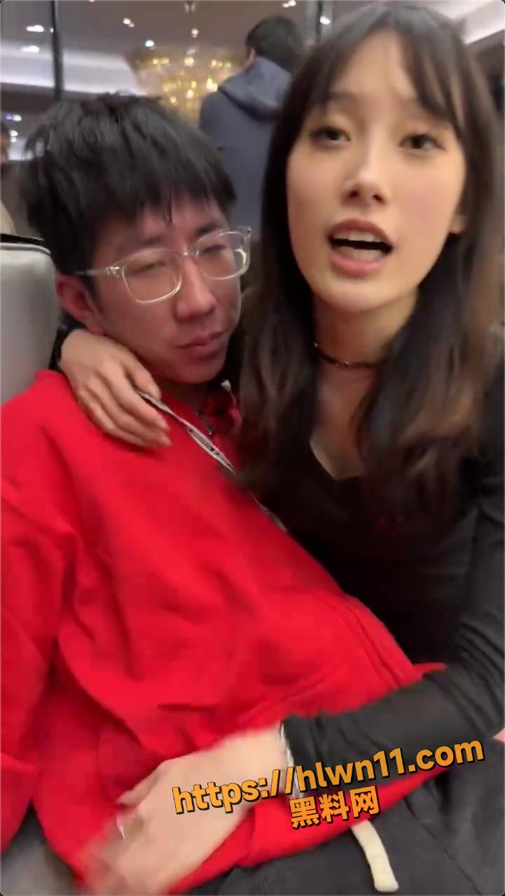 721X1280