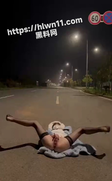 375X607