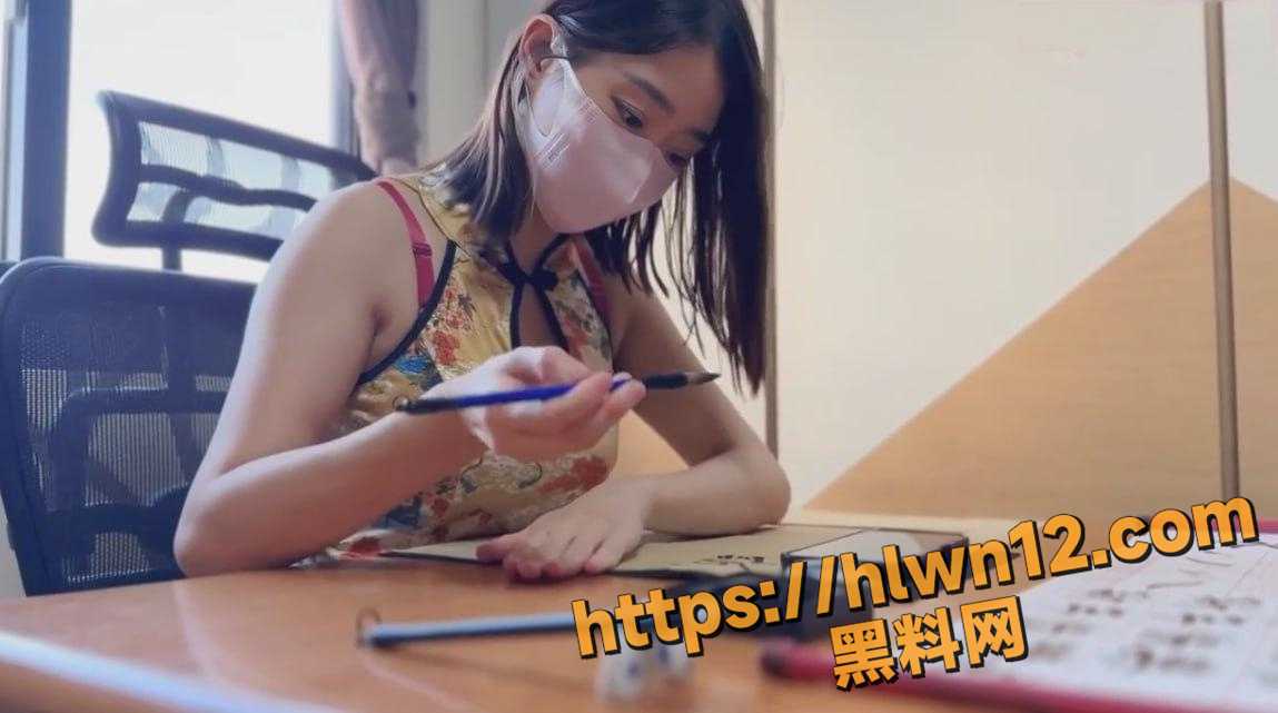 1149X641